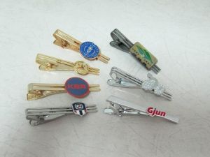 Tie-Clip